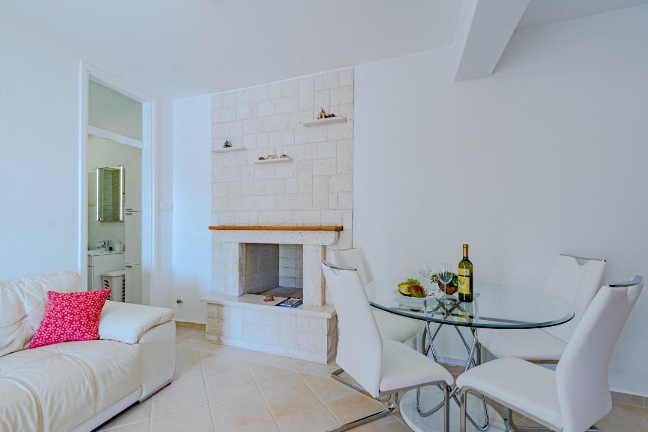 Apartments By The Sea Cove Zaglav, Korcula - 12208 Prizba Exterior foto